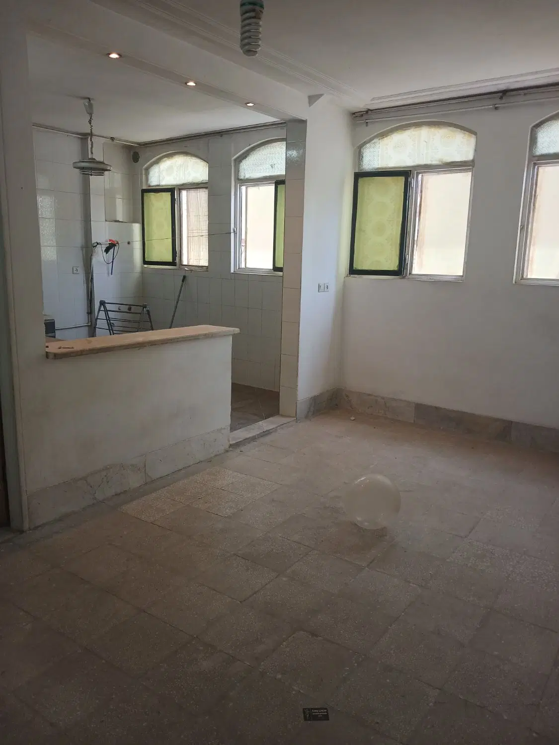 منزل  همکف بر خیابان کلهر