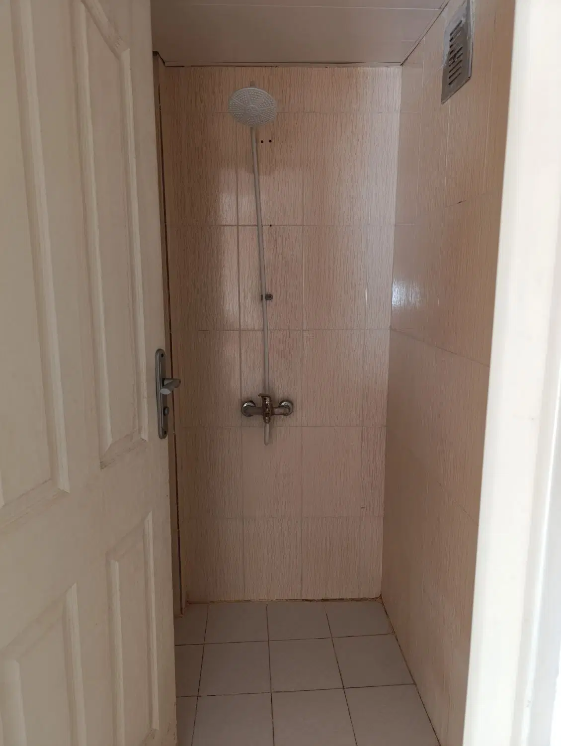 اجاره مسکن مهر دره گرم با پارکینگ