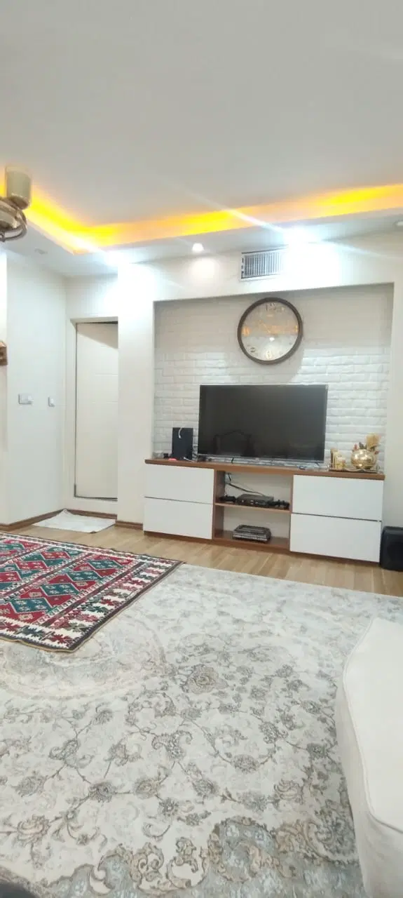 ۵۰ متر تک خواب ط دوم تک واحدی نزدیک مترو