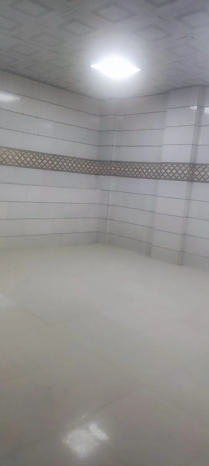 دوشان ۵۰ متری بر خیابان