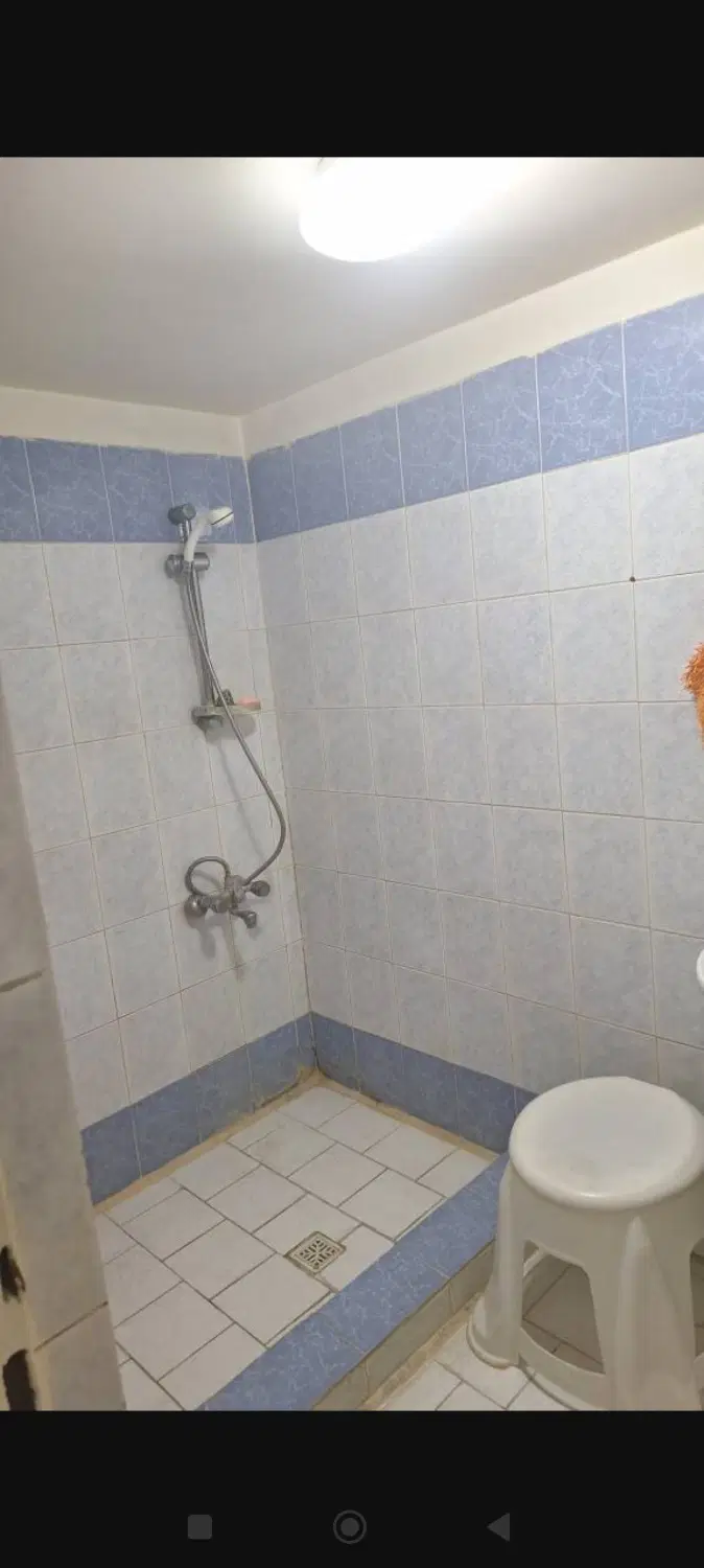 آپارتمان ۱۴۰ متری، دلباز و خوش‌نقشه درشهرک دانشگاه