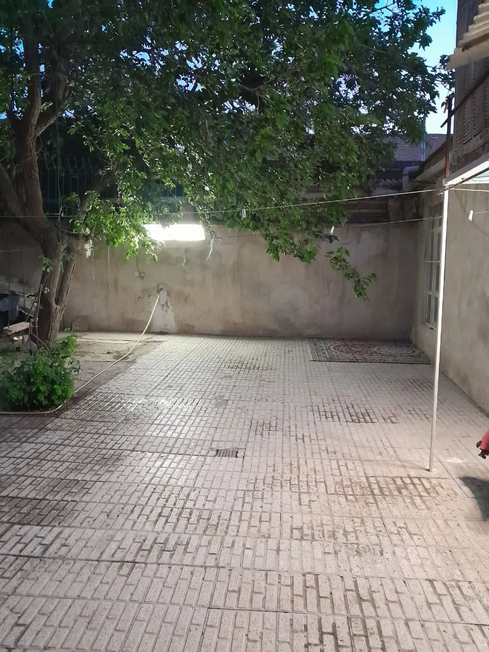 فروش ویلایی ۳۳۰متر