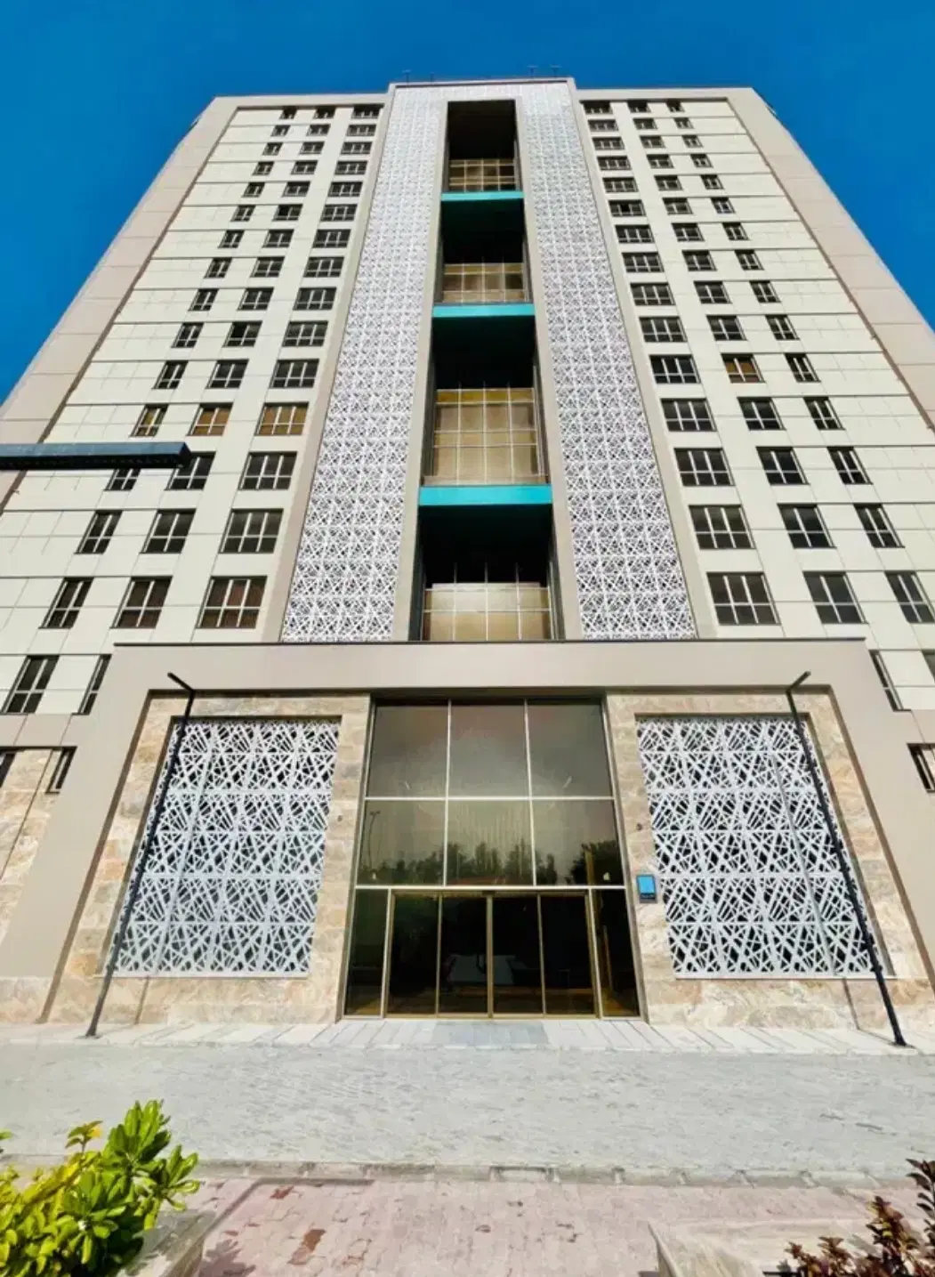برج رویای کیش ۱۴۷ متر فول دریا (اقساط)
