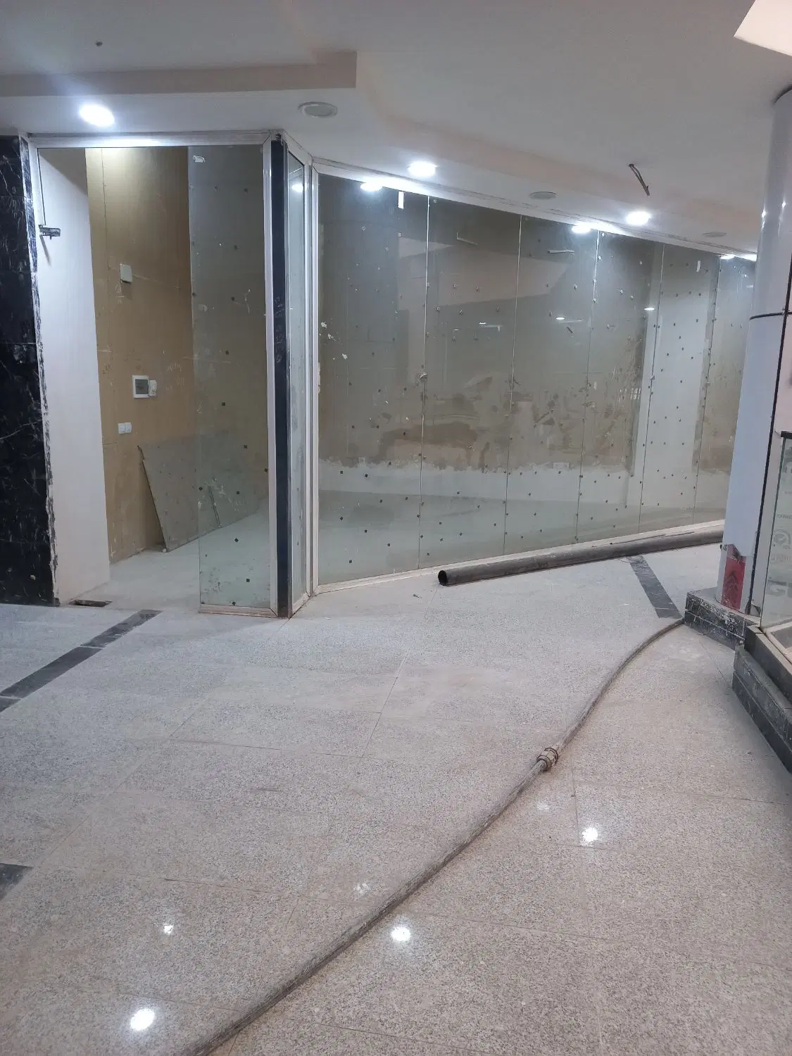 مغازه واقع در ستی سنتر وکیل کرمان