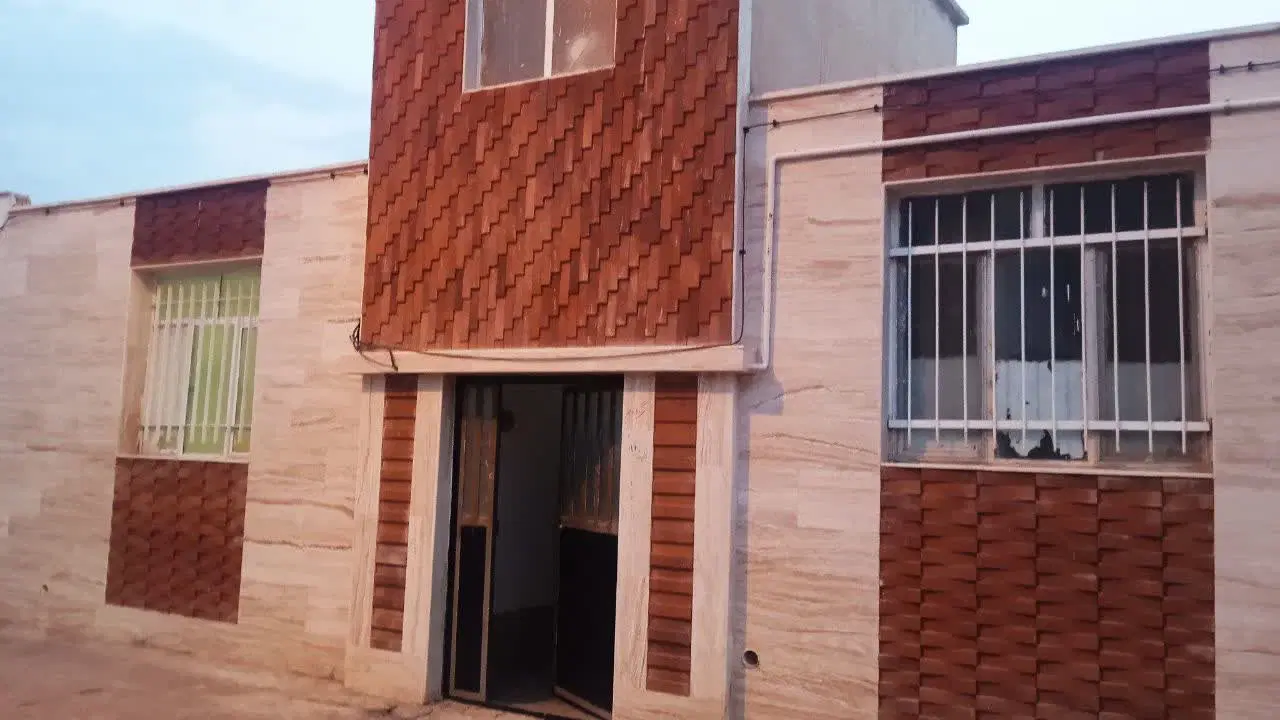 خانه در راه اهن دامغان