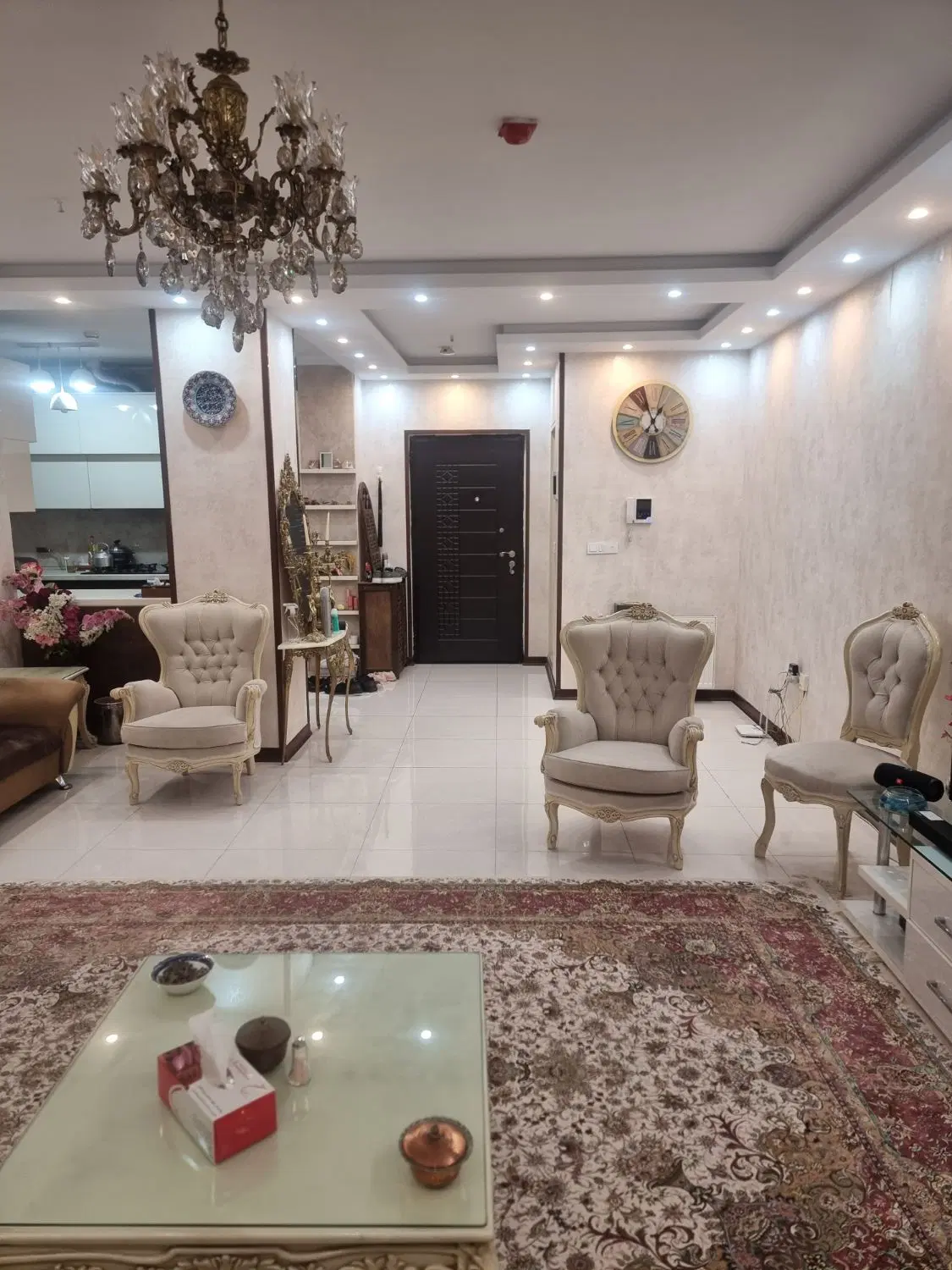 آپارتمان ۸۸ متری فول