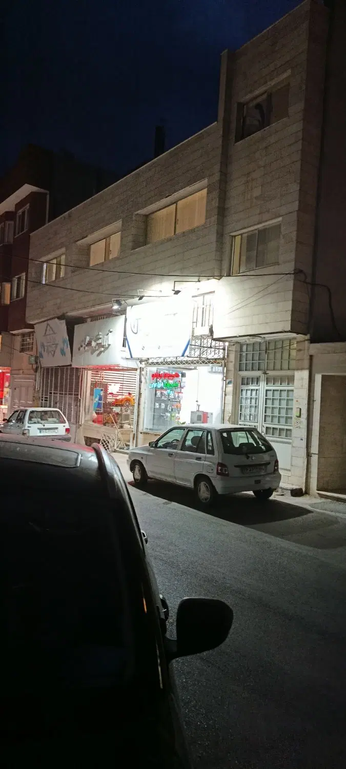 تجاری مسکونی فروش یکجا یا معاوضه شریعتی جنوبی ک ل