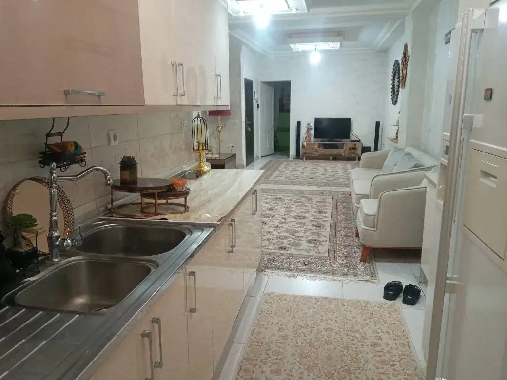 آپارتمان دو خواب فول اجاره شهرک ولیعصر خ بازرگان