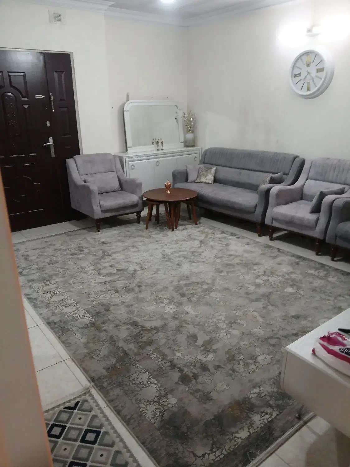 رهن اجاره آپارتمان دوخوابه ۱۷ شهریور جنوبی