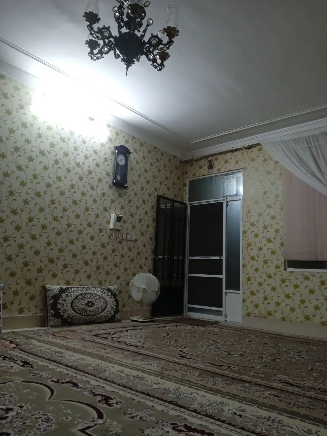 آپارتمان کلید اول
