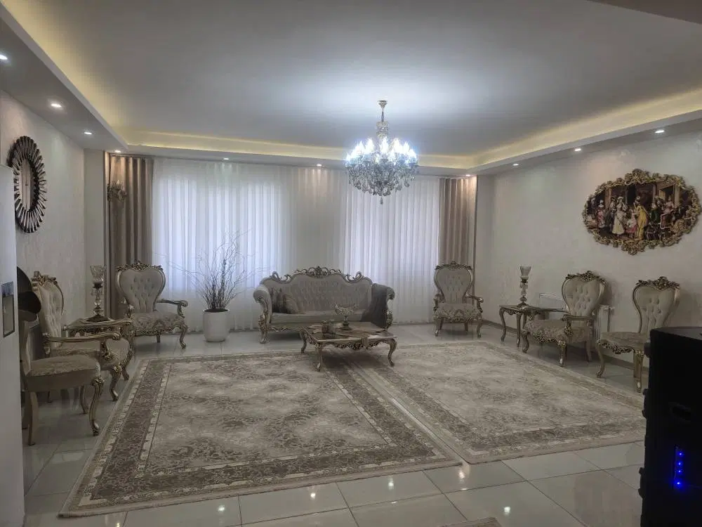 آپارتمان ۱۲۵ متری دو خواب بسیار خوش نقشه