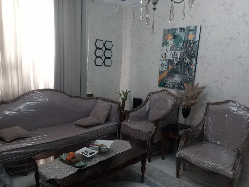 واحد ۶۷ متری  فول امکانات