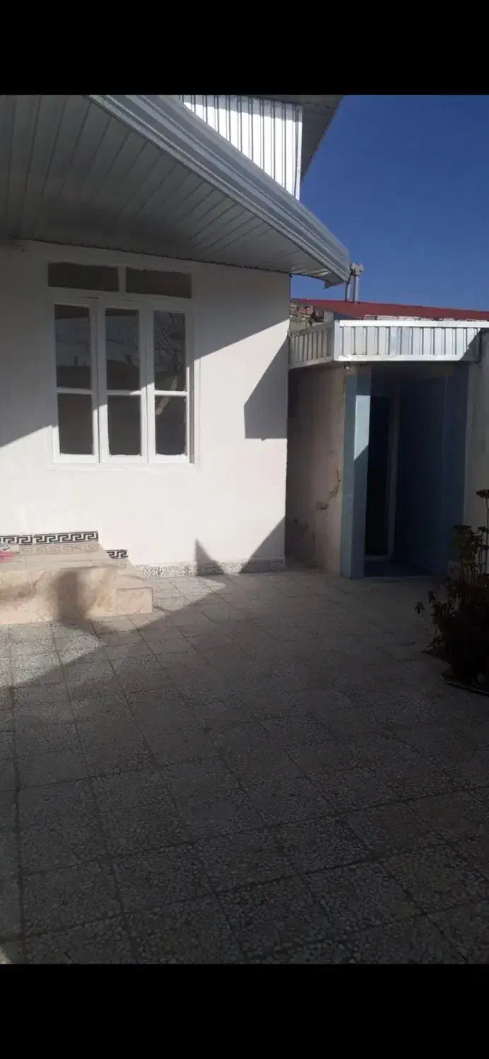خانه 120 متری بابل چهاراه ارامگاه