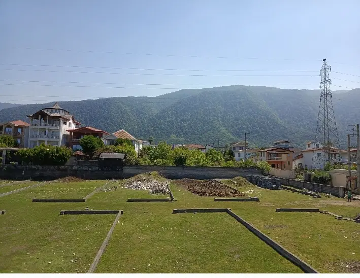 زمین ۳۰۰باسندعرسه عیان نوشهر سیسنگان