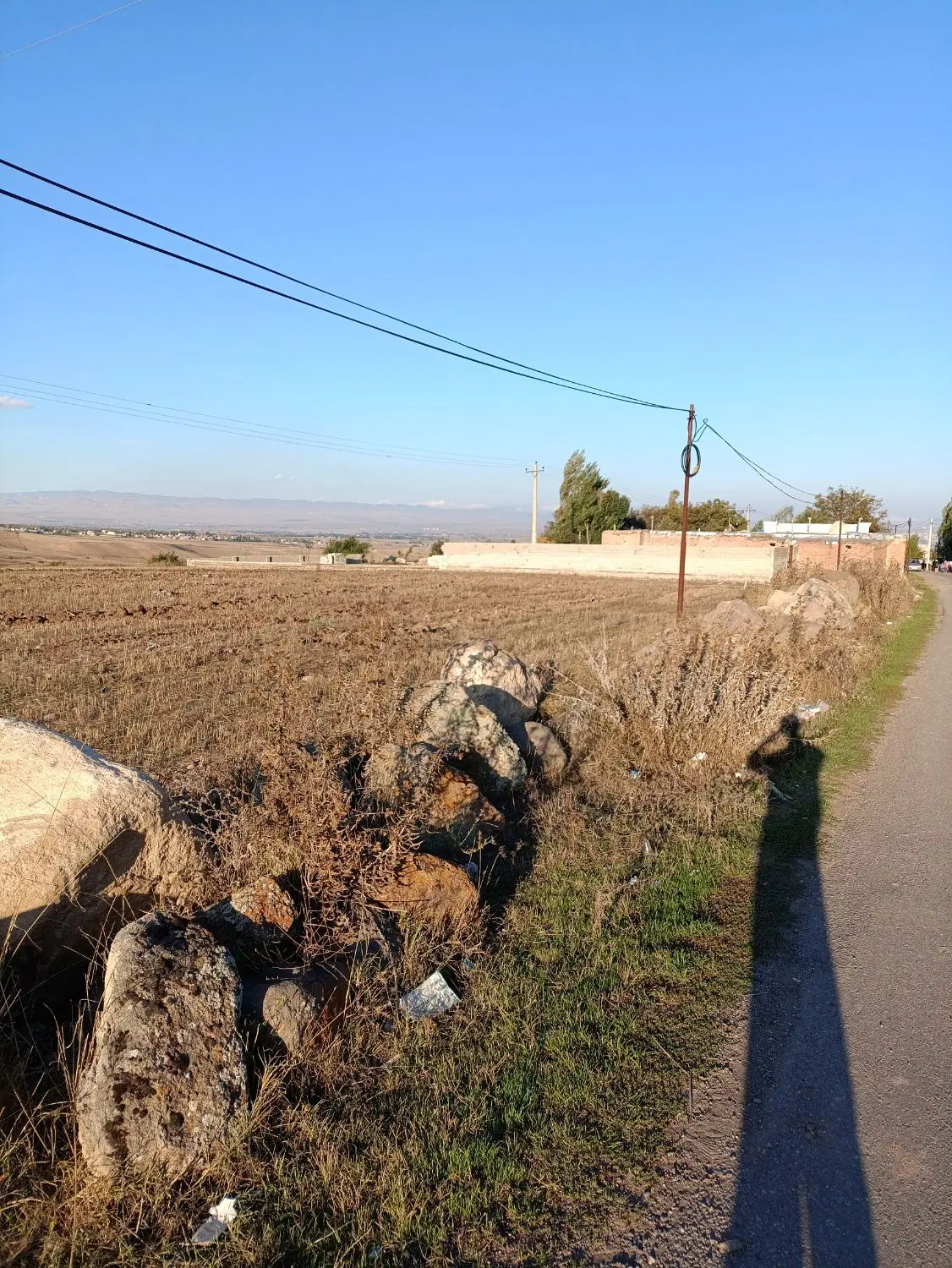 زمین باجوازساخت در روستای قلعه جوق