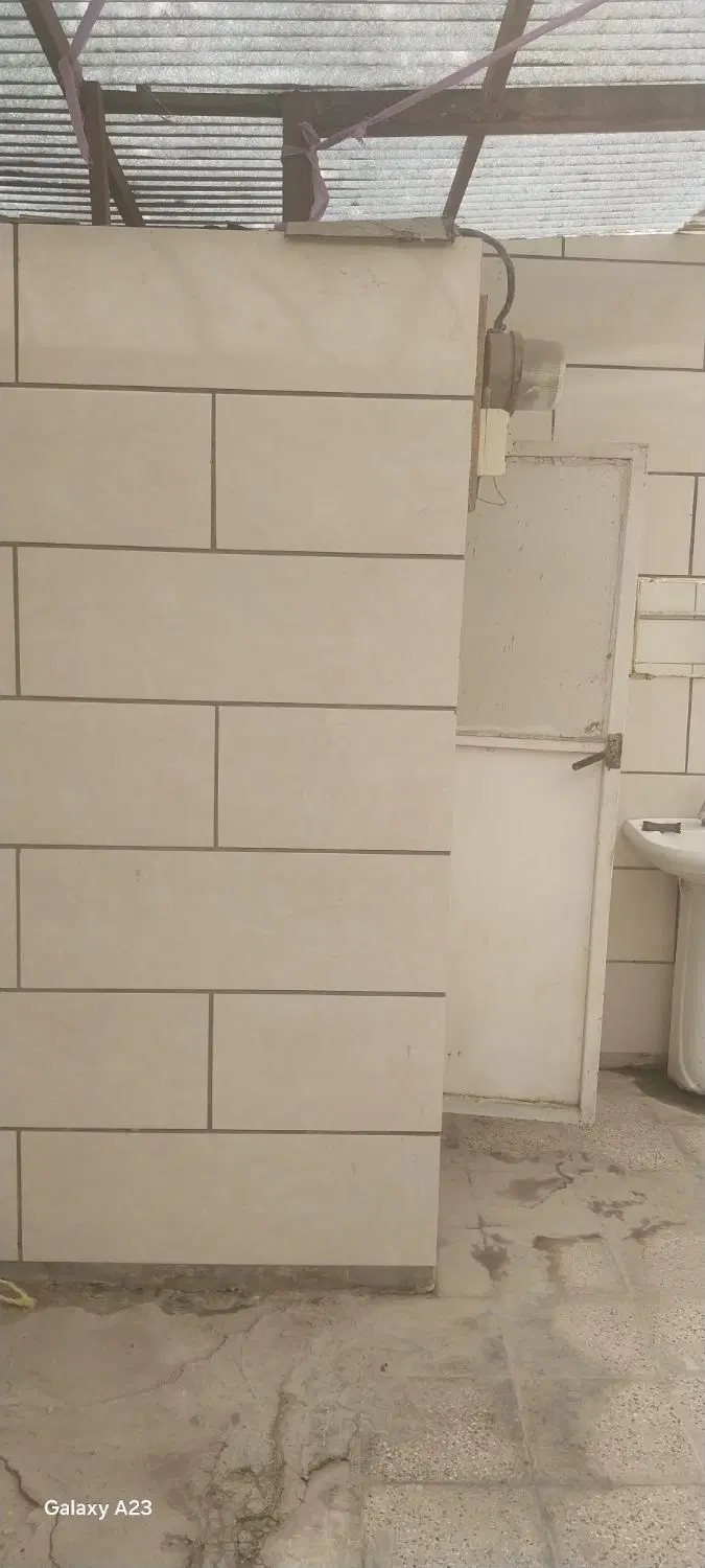 فروش یک باب منزل مسکونی