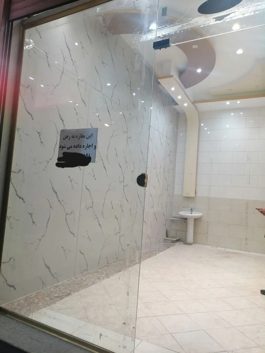 رهن و اجاره مغازه  کاملا بهداشتی.کرکره