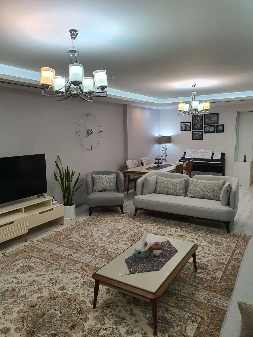 فروش واحد مسکونی ۱۳۰ متر_ لوکس_دارای وام