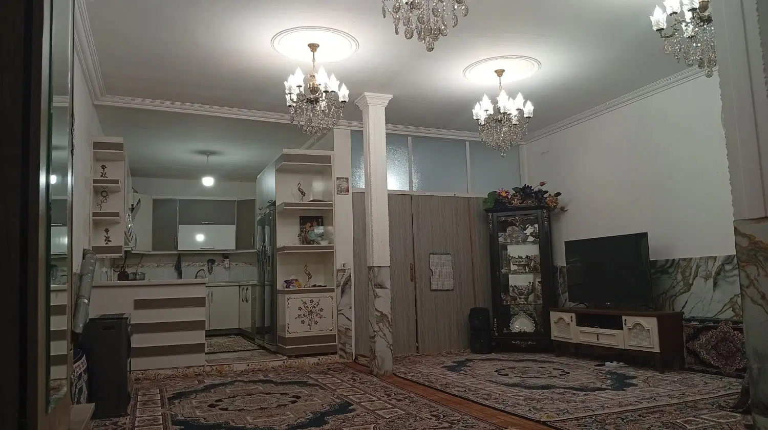 ویلایی۱۱۰ متر شیک ، خوش‌نقشه  محله خوش‌نشین