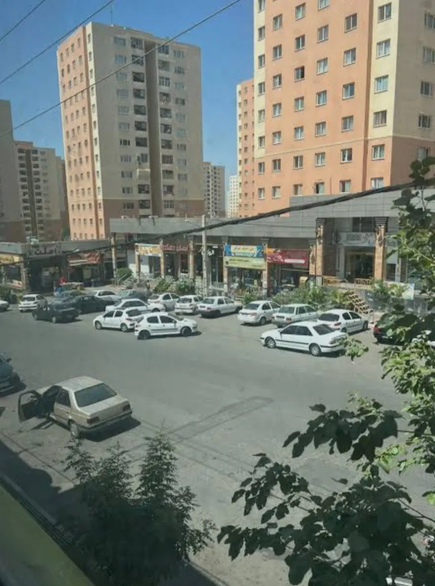 زمین مغازه  ۴۸ متری  (مشاغل مزاحم )