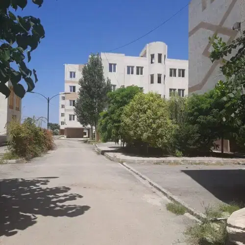 آپارتمان نوساز کلید نخورده