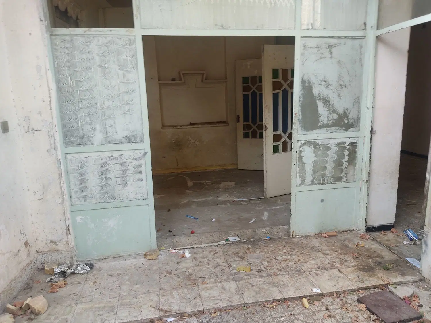 انبار 50متری