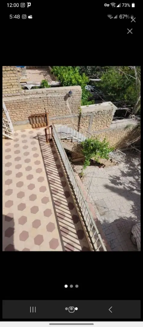 منزل دو طبقه ویلایی درب از حیاط