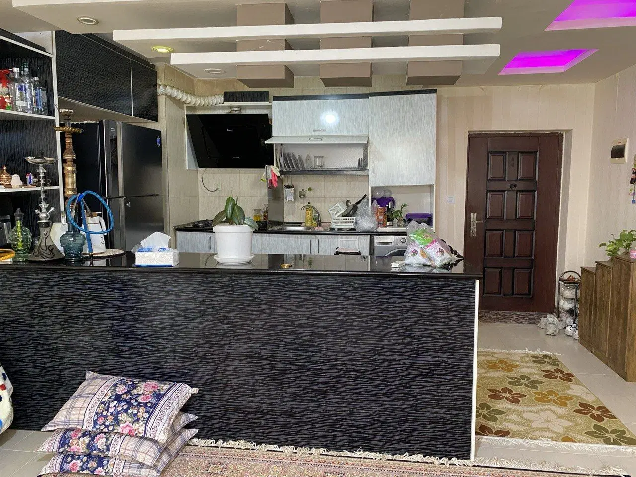 بندرعباس خیابان نمایشگاه داران‌اتومبیل ۲۲بهمن