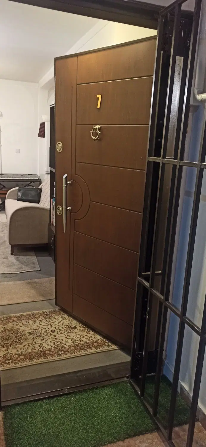 آپارتمان بهارستان