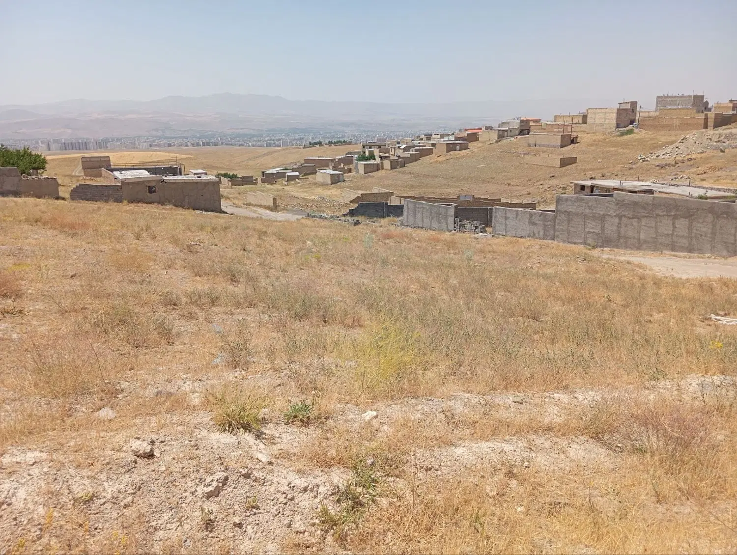 زمین در شهرک دواسب