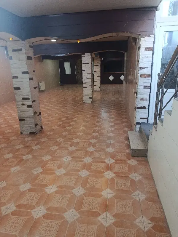 زیر زمین تجاری