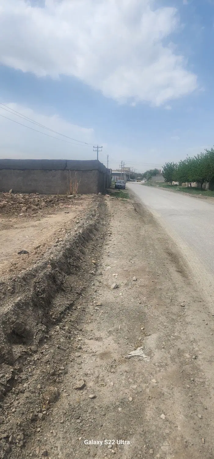 زمین 300 متری