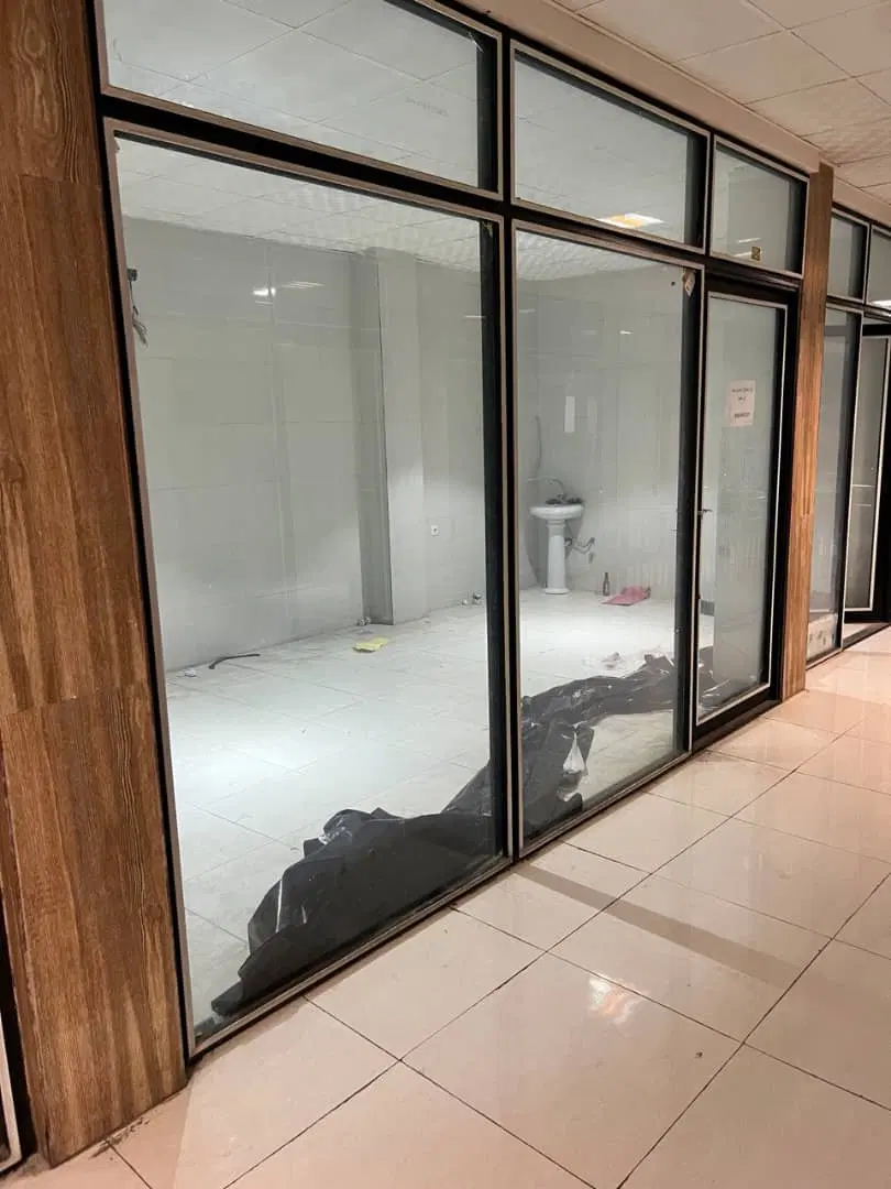 مغازه ۲۲ متری حصارک