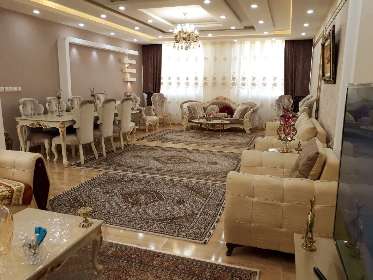 خانه ویلایی فوق العاده لوکس۲۲۰متر درخ بهداری سنگی