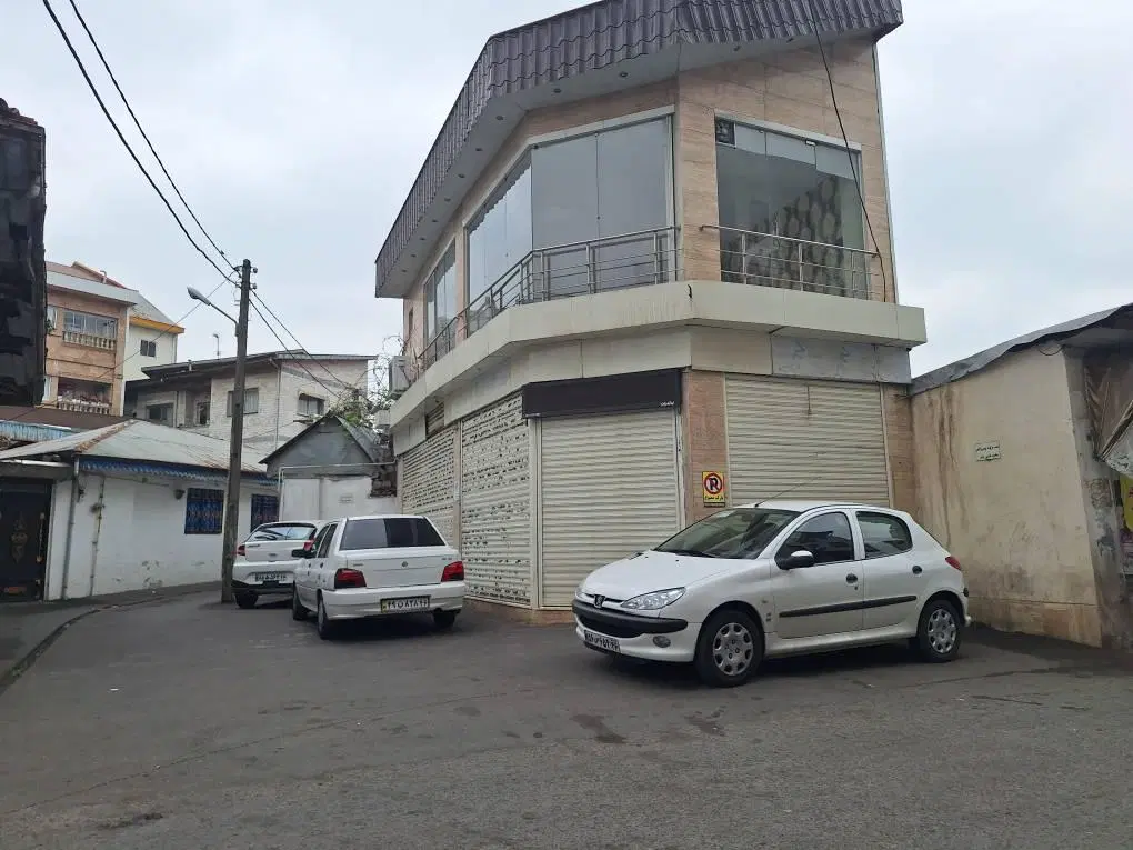 مغازه۸۲ متری برای اجاره