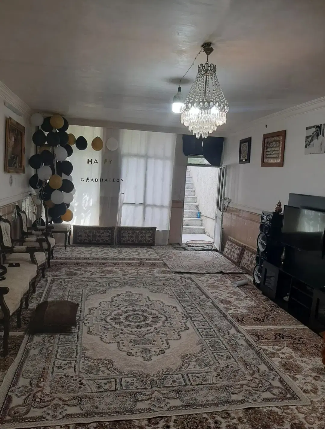 ویلایی دوطبقه بهمراه دو سوییت