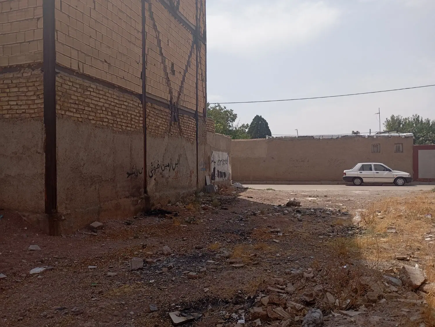 144 متر زمین در نظام آباد