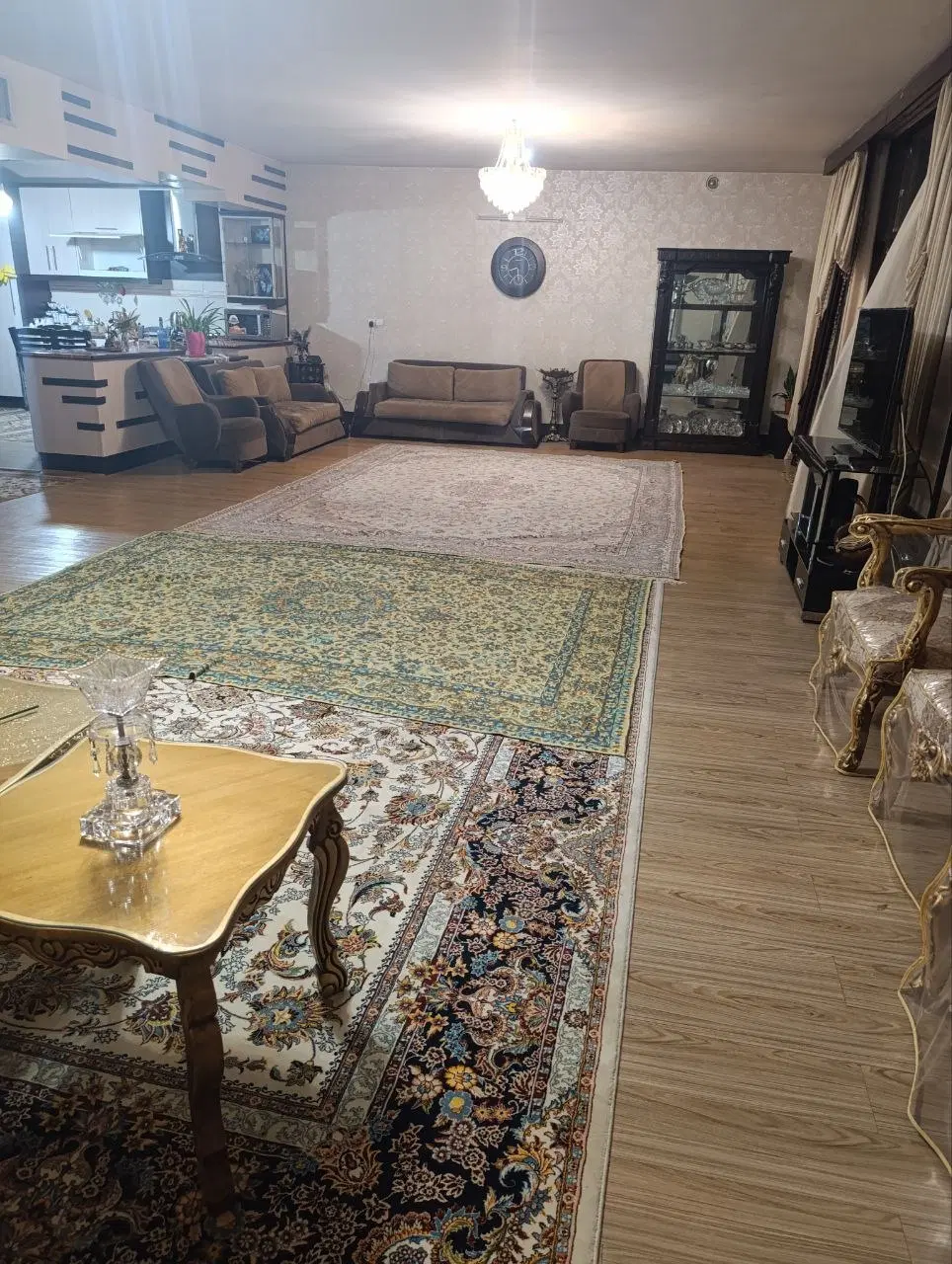 171متر بهاران