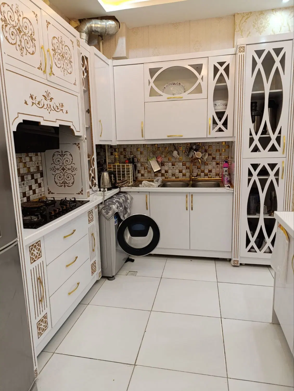 منزل ۲۰۰ متری برای پایگاه زعفران...