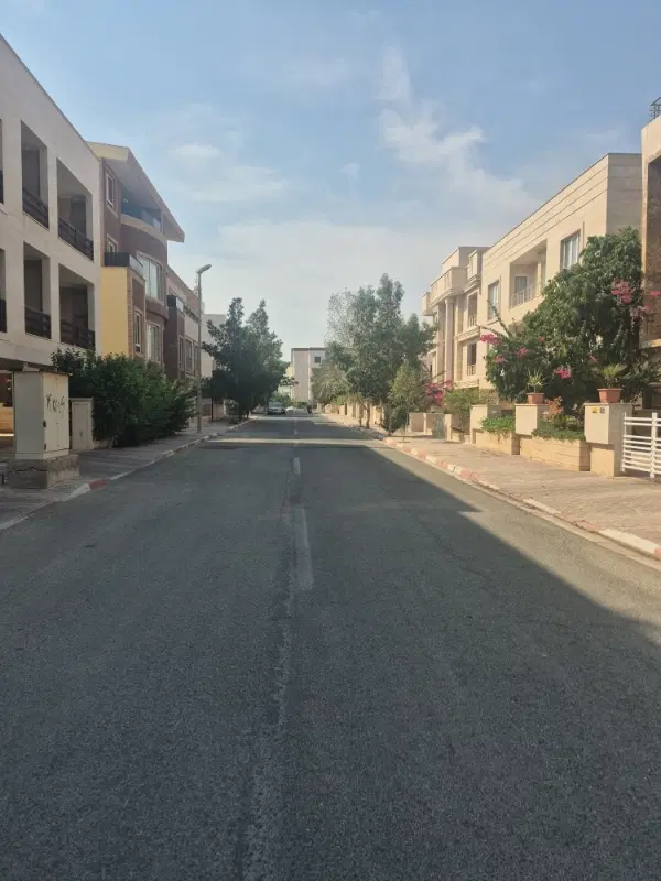 شهرک عرفان ۶۵متر ط اول تخلیه تراس قابل چیدمان
