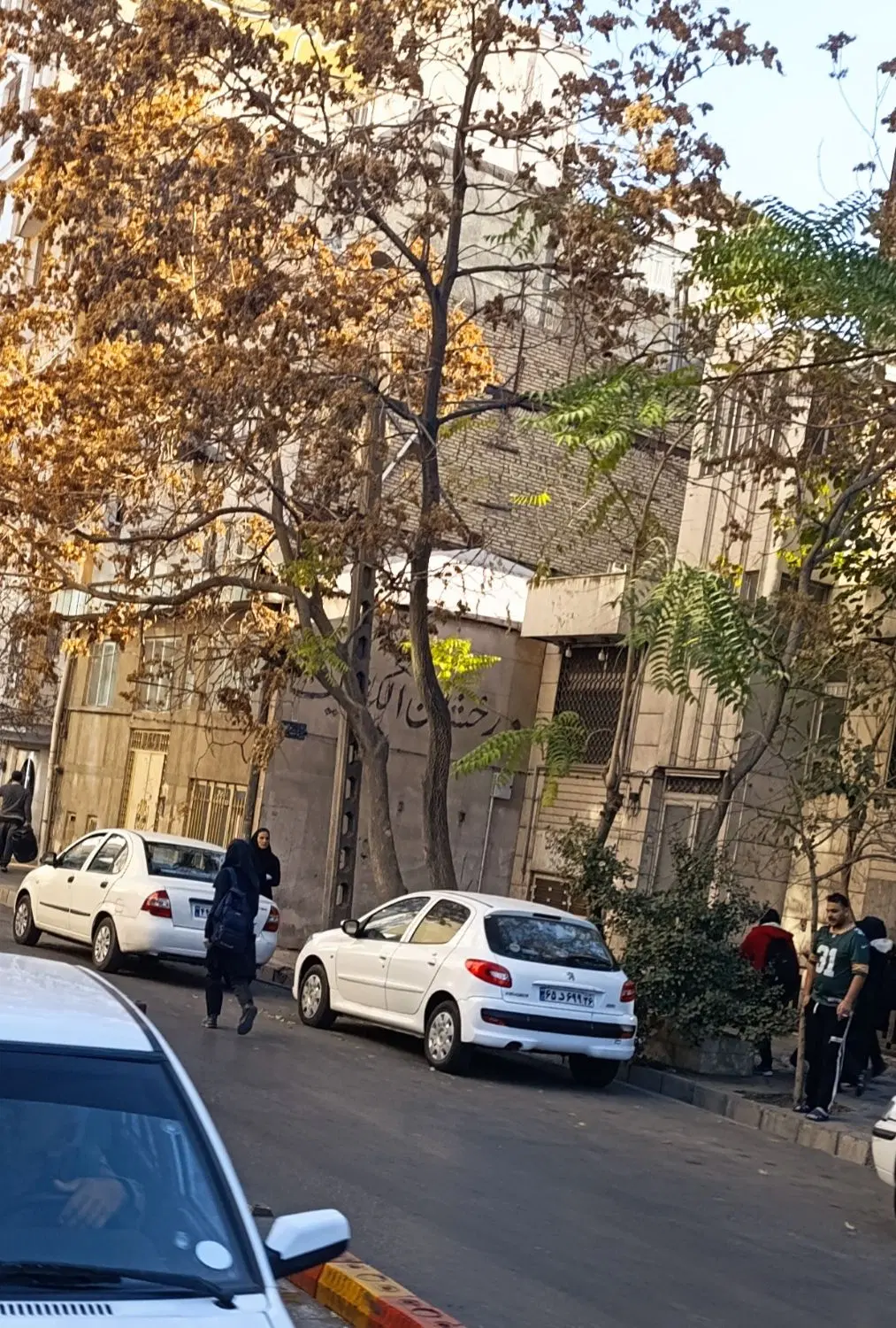 خانه ویلایی کلنگی بهترین موقعیت فروش فوری