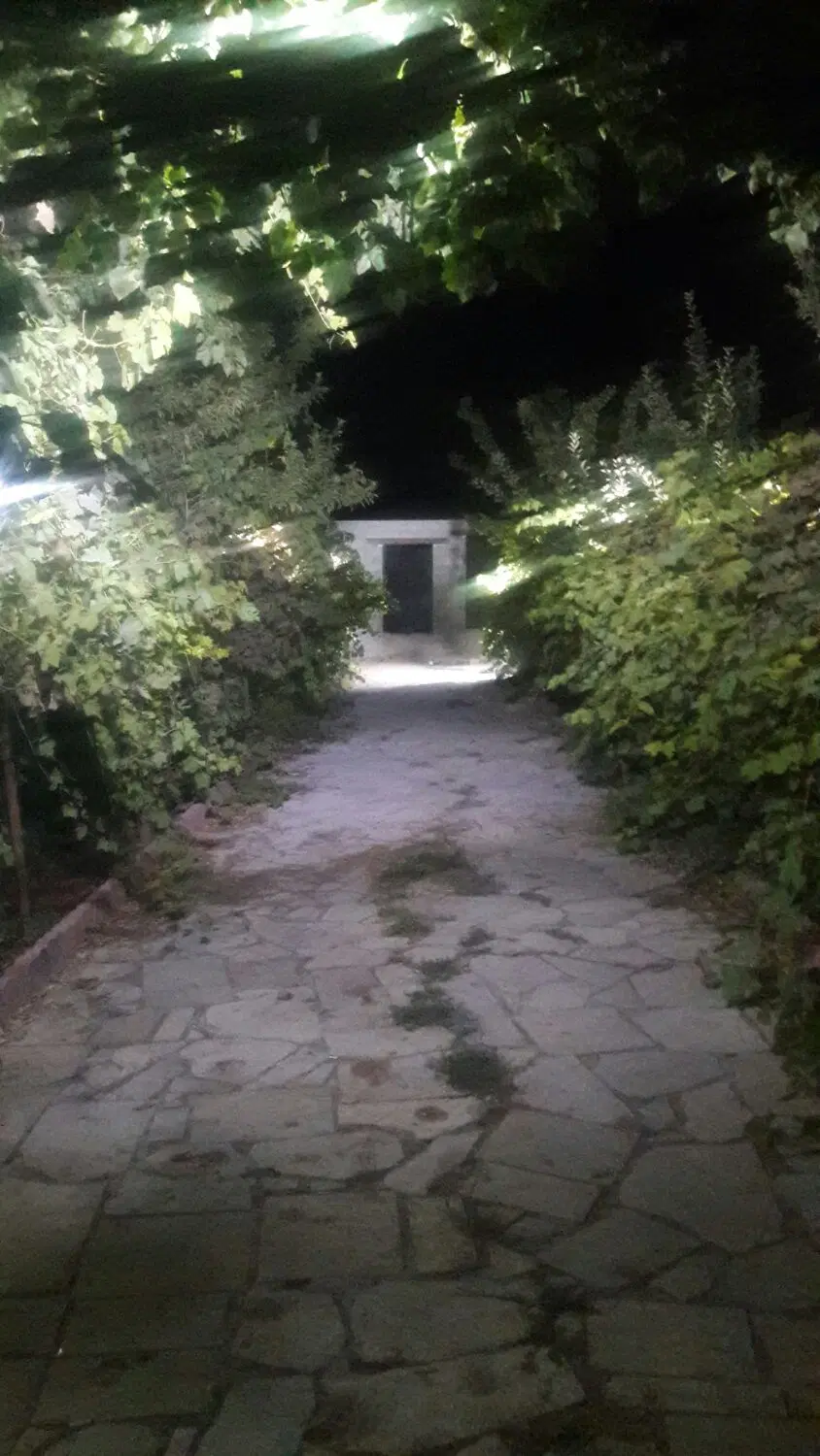 ویلا باغ باغچه اردوشاهی حصار ترکمان سنتو مهاباد