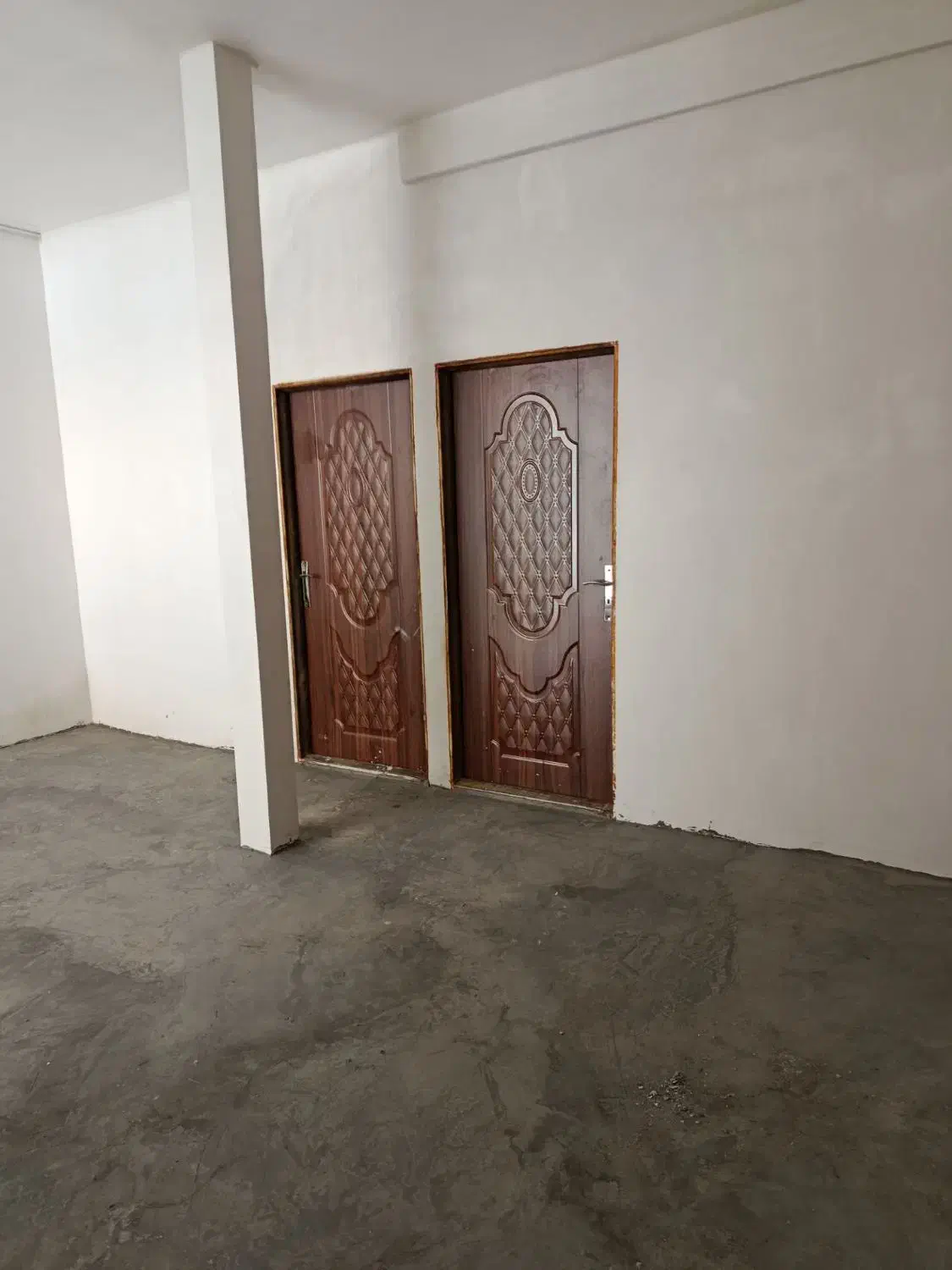 خانه جلوقواره 14متری چمران بسیار تمیز