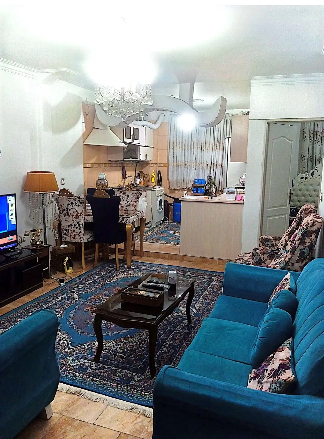 ۴۶ متر با پارکینگ و انباری فول بازسازی