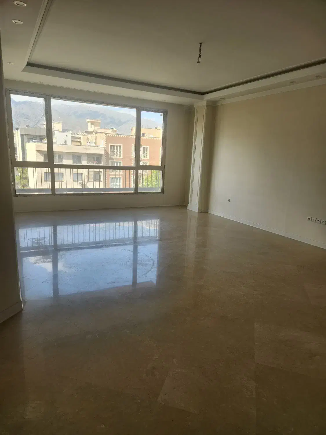 اپارتمان ۱۰۵ متر