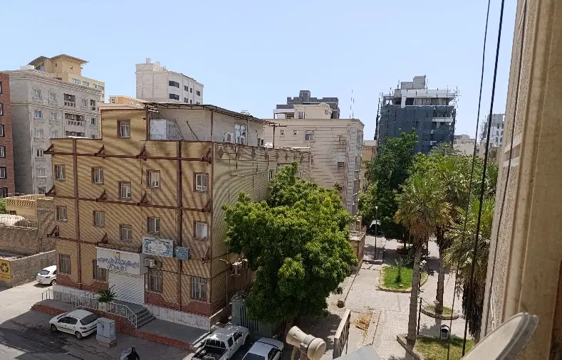 آپارتمان در محله اوزیا