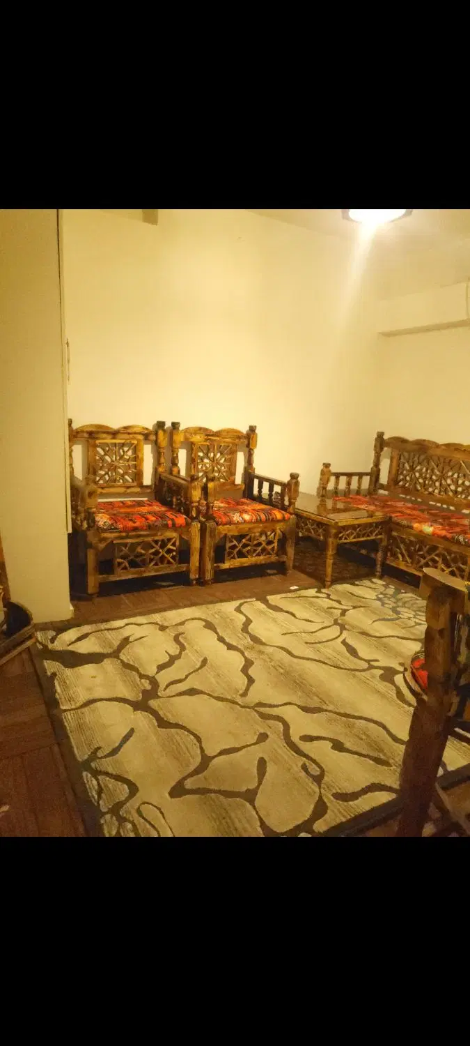 خانه قدیمی زیرزمین