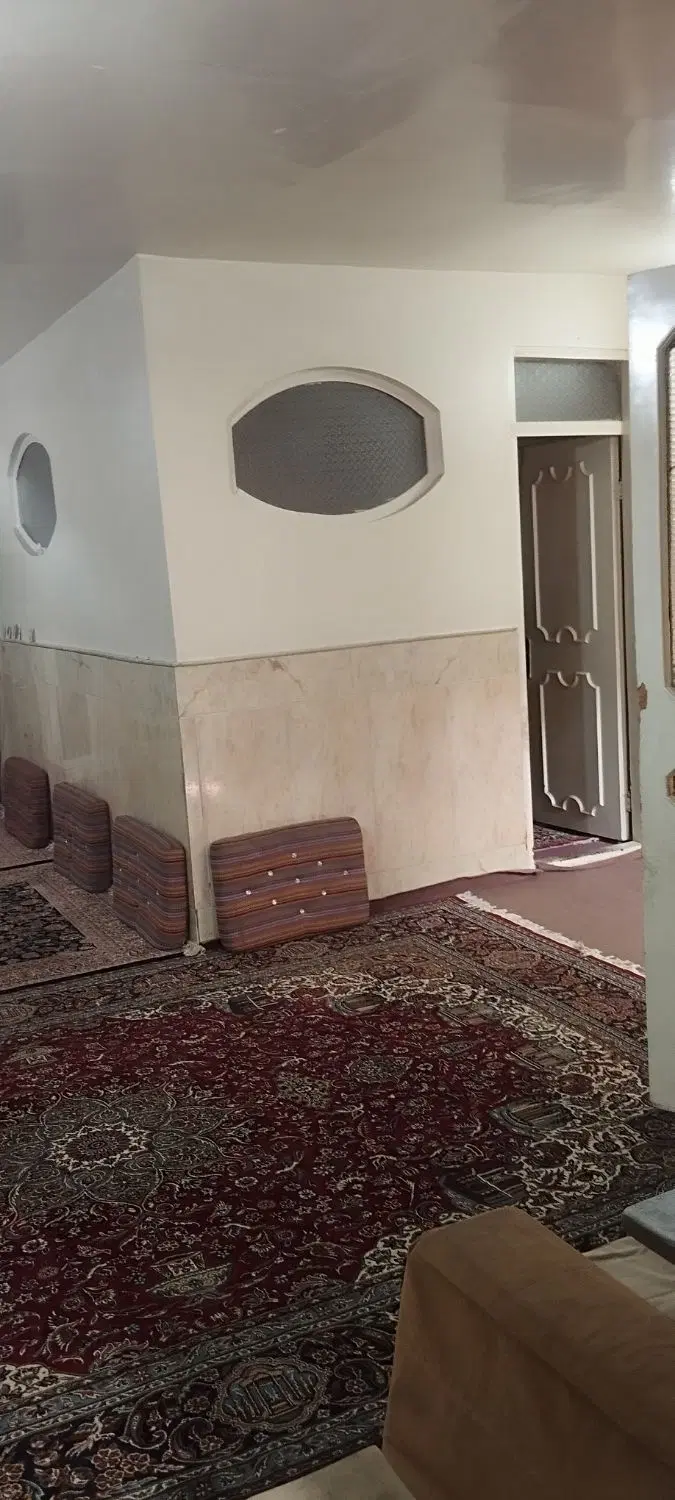 زیر زمین اجاره ای