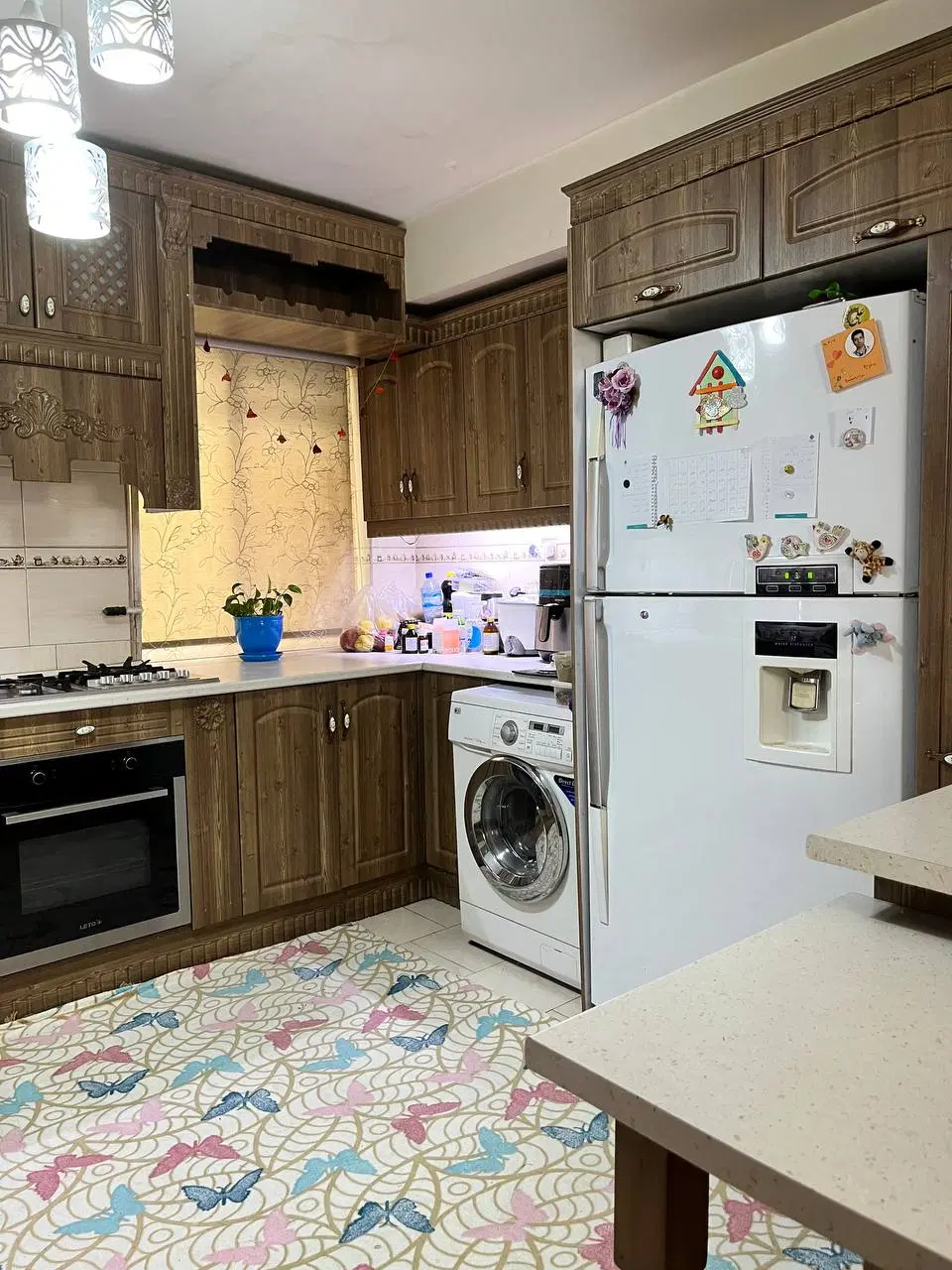 رهن کامل آپارتمان ۱۰۰ متری بلوار گلاب