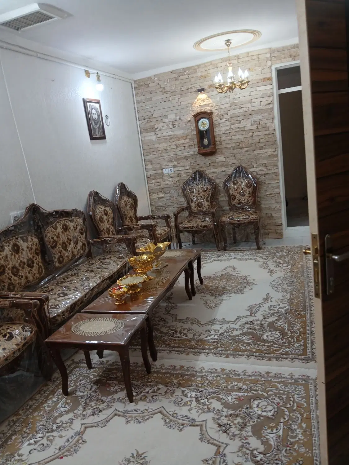 بیدستان ۱۰۰ متری و مغازه تجاری